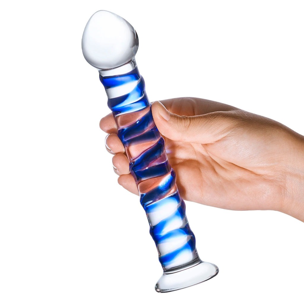 Gläs - Blue Spiral Glazen Dildo gebruik